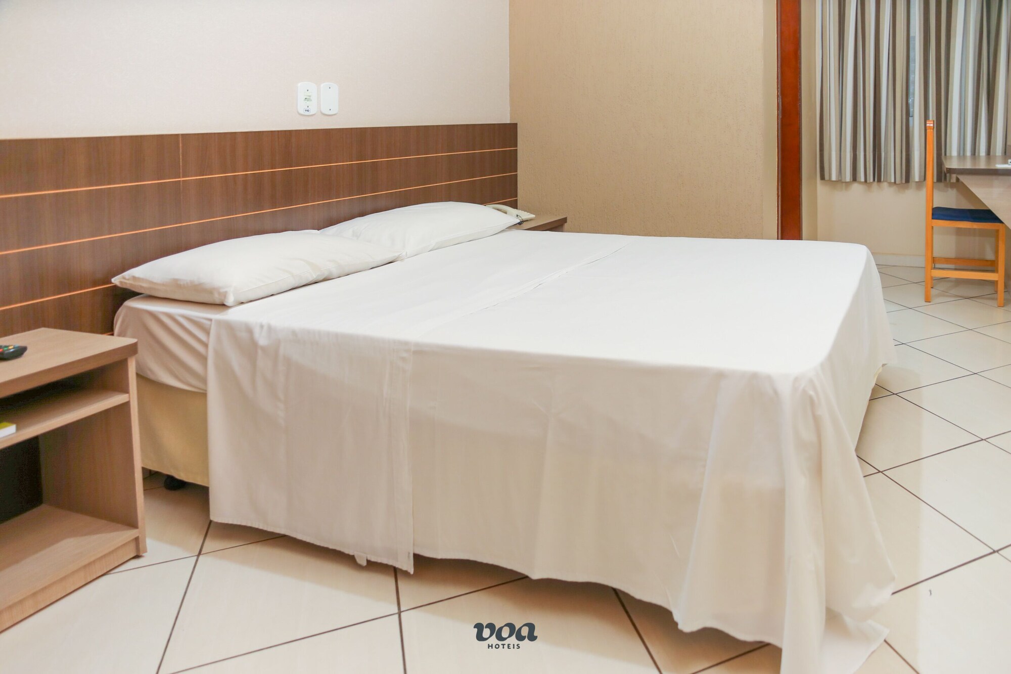 STANDARD, DOUBLE BED