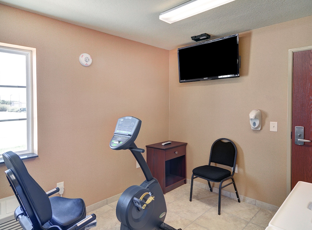 Cobblestone Inn Amp Suites Big Lake Tx 50/80