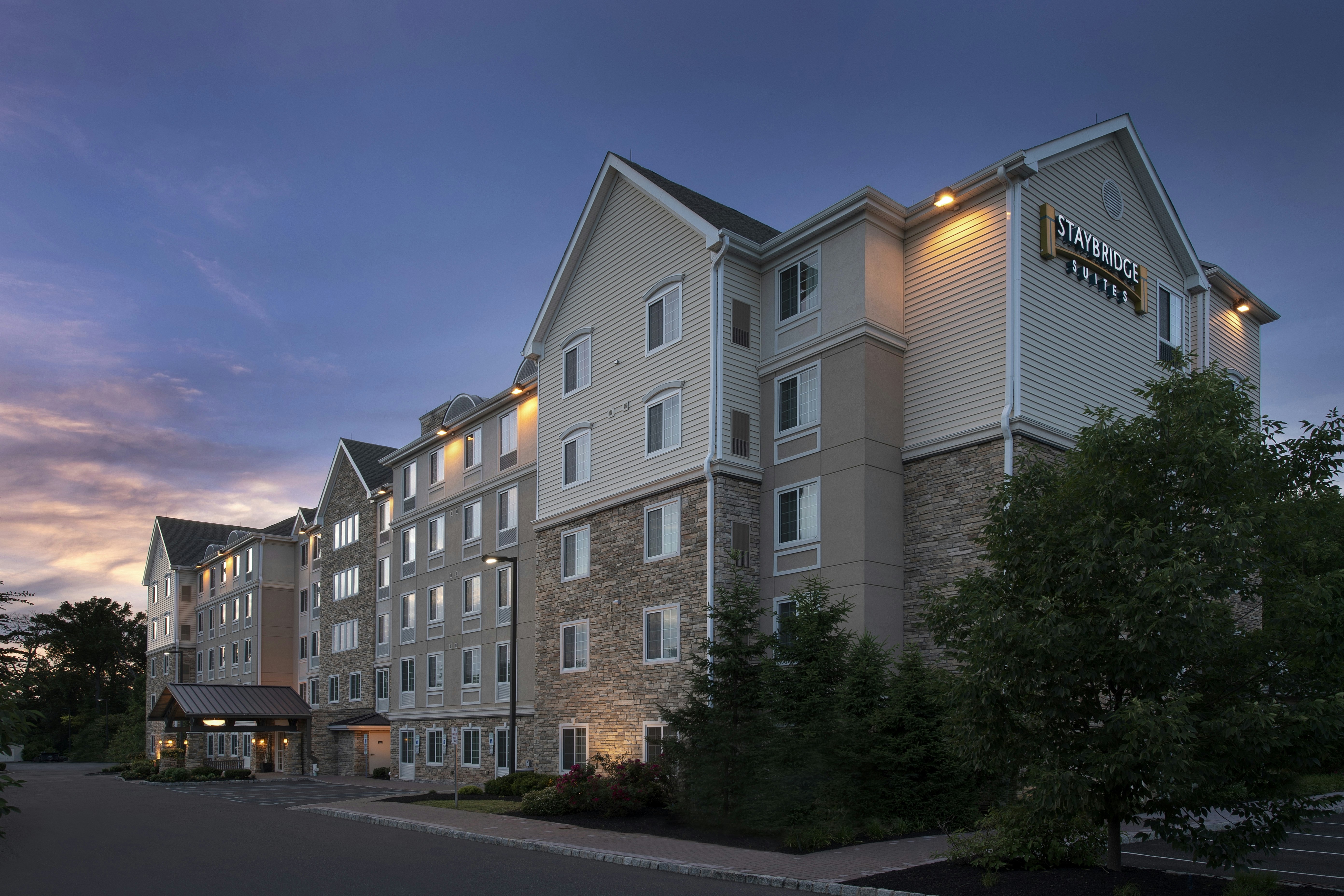 Staybridge Suites North Brunswick 2/41