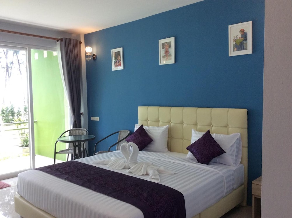 Greenseaviewresort Bangsaphan 5/50