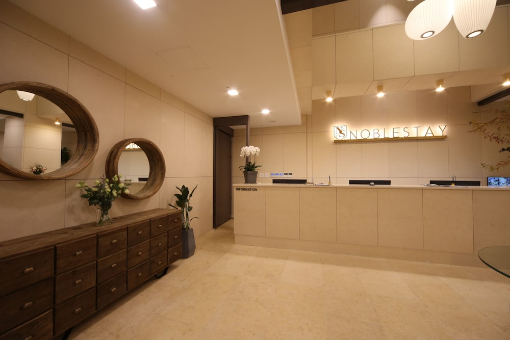 Noblestay Hotel 5/50