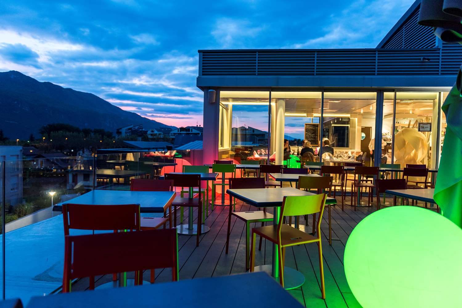 Best Western Hotel Aquakub, Aix-les-bains 43/49