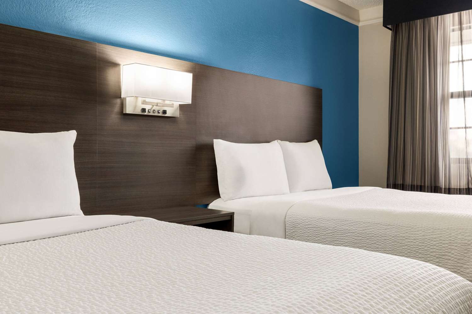 La Quinta Inn by Wyndham San Antonio I-35 N at Toepperwein 9/32