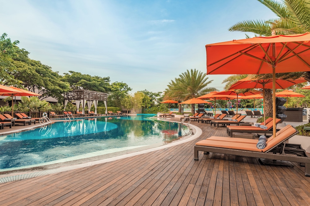 Crimson Resort and Spa Mactan 46/50