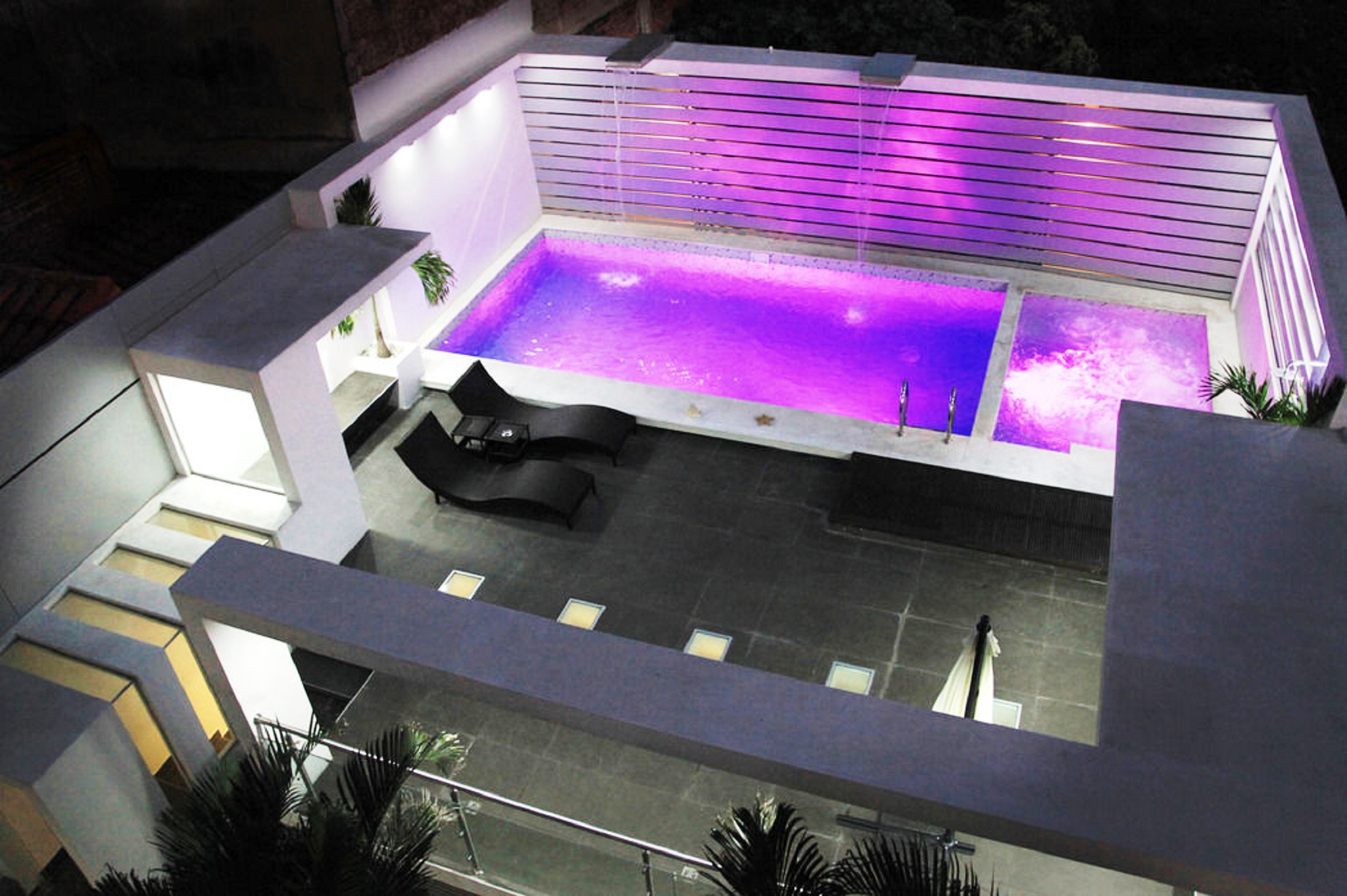 PRINCE HOTEL 3/18