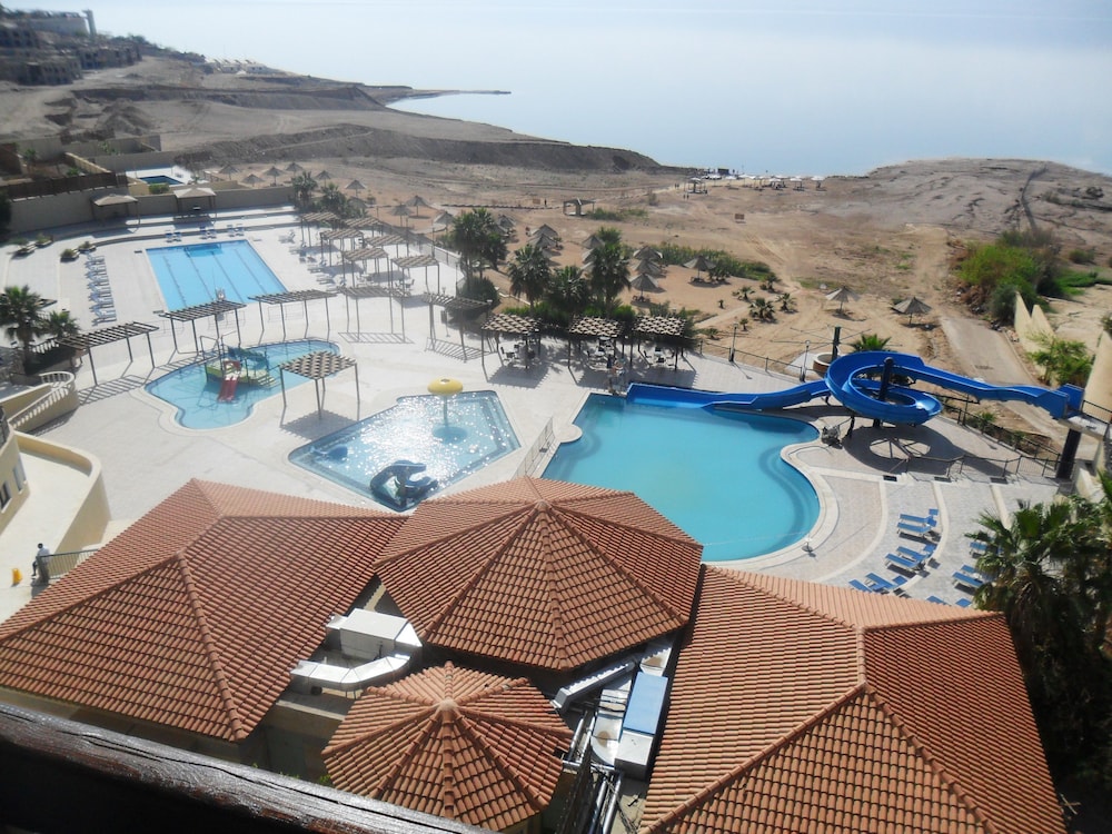 Dead Sea Spa 9/64