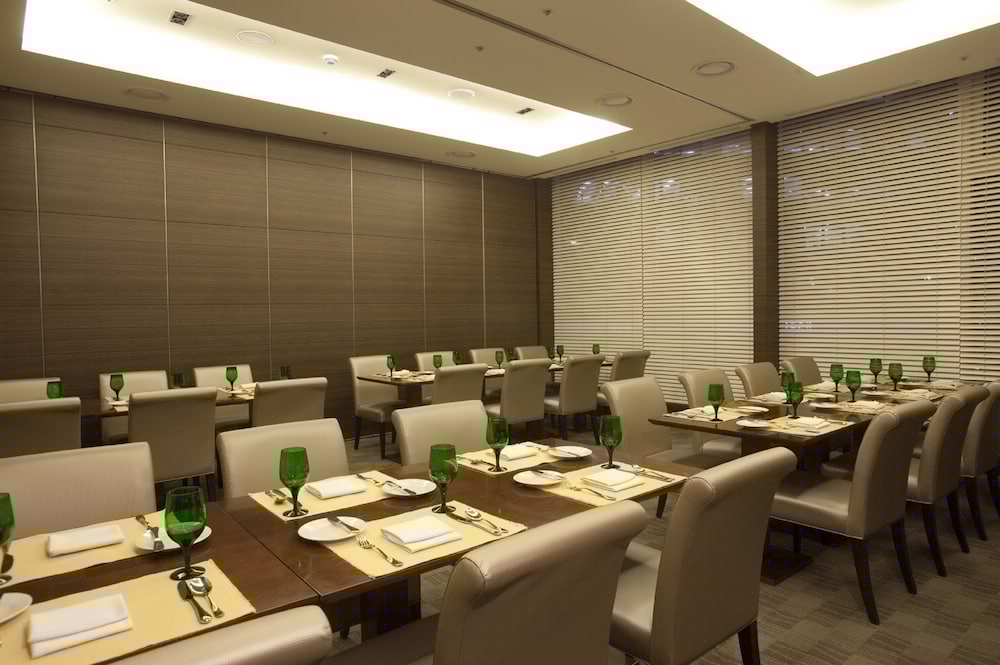 LOTTE CITY HOTEL MAPO 36/40