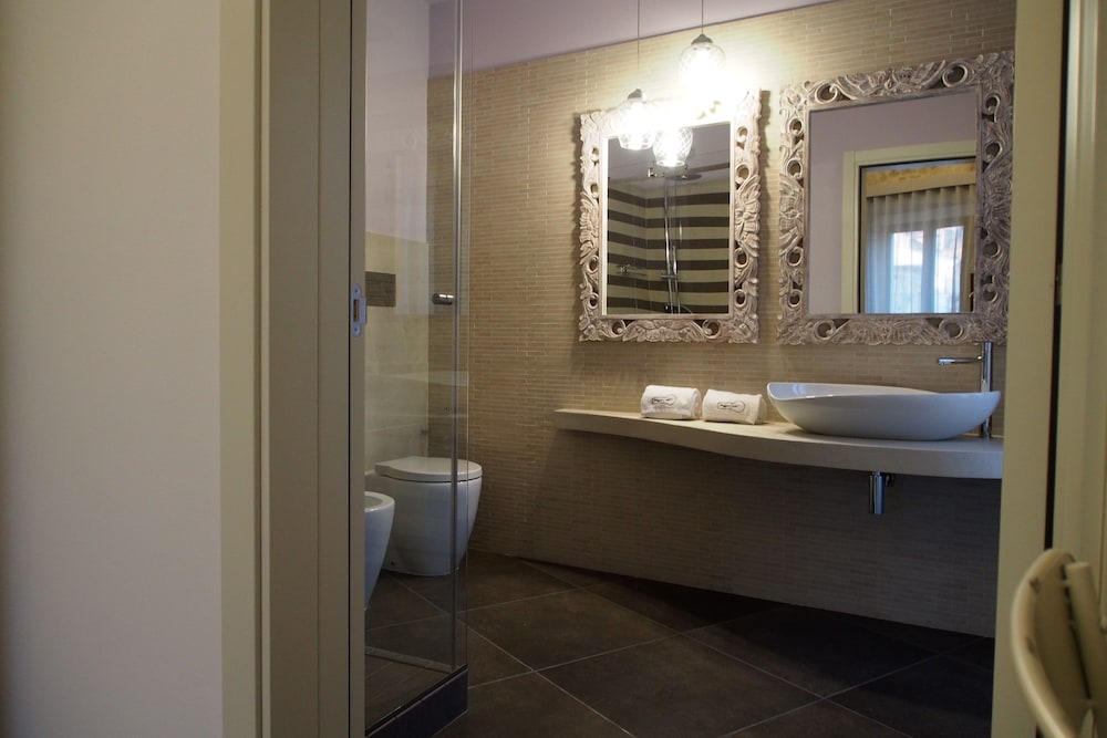 Terrazzani Suite 40/44