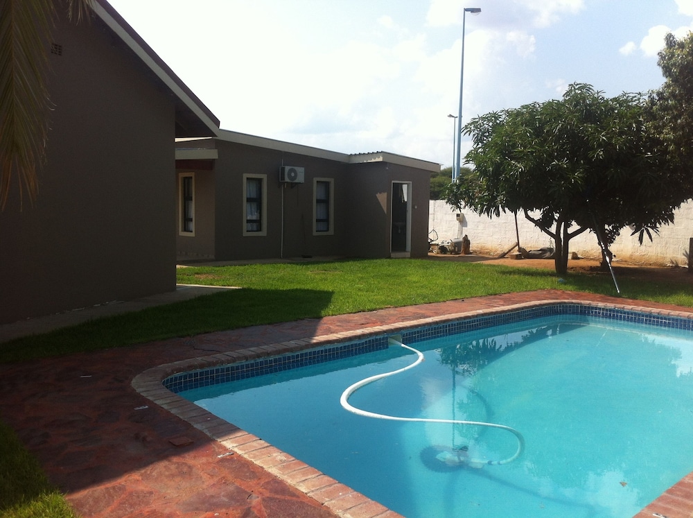 Cosy Palms Guest House 7/26