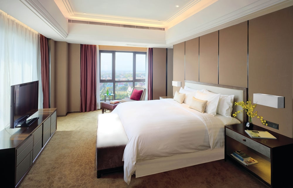 The Qube Hotel Shanghai Xinqiao 8/30