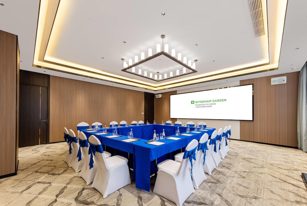 Vienna International Hotel Shanghai Pudong Huinan 38/50