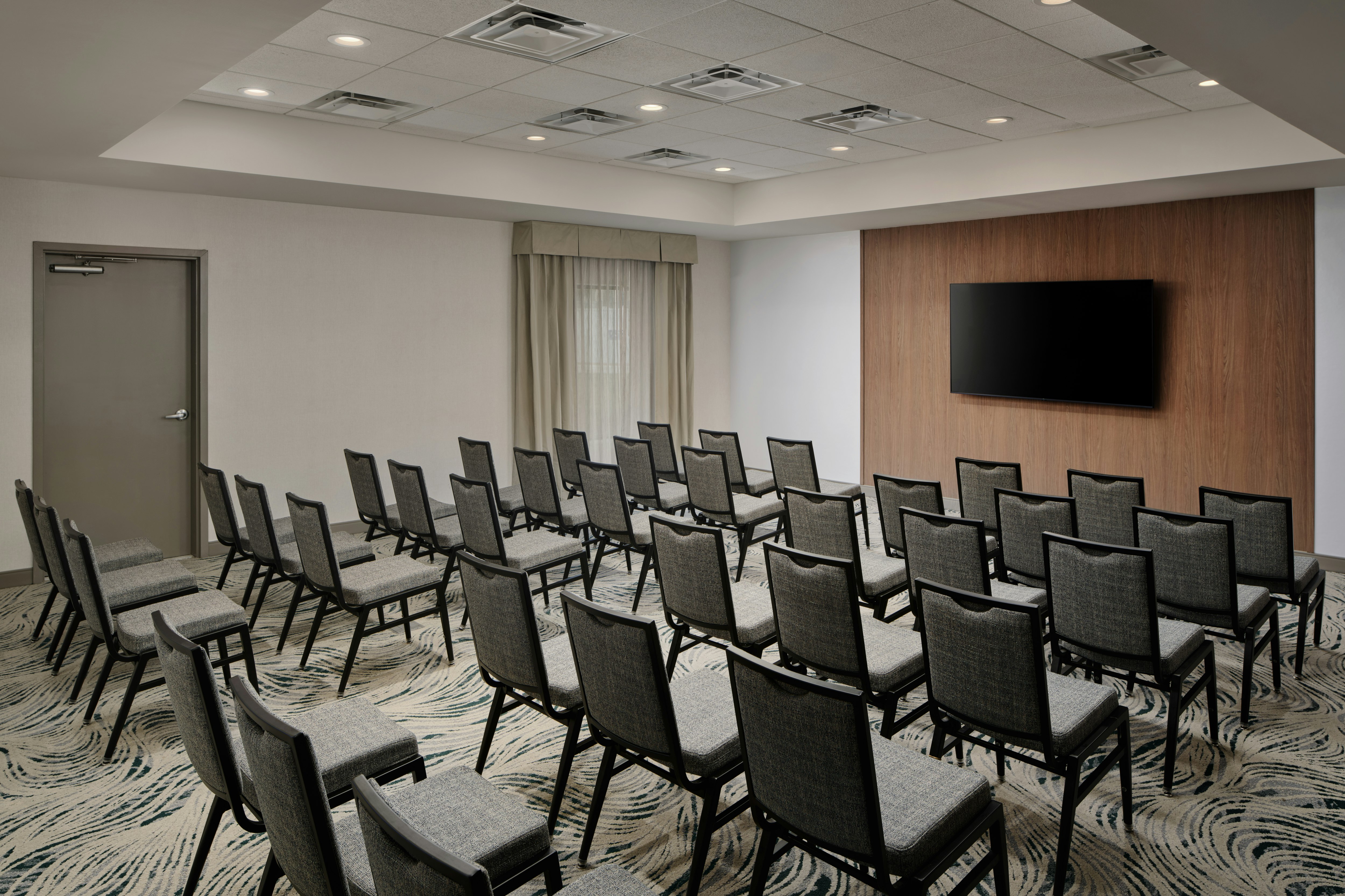Hampton Inn Waynesboro, GA 35/42