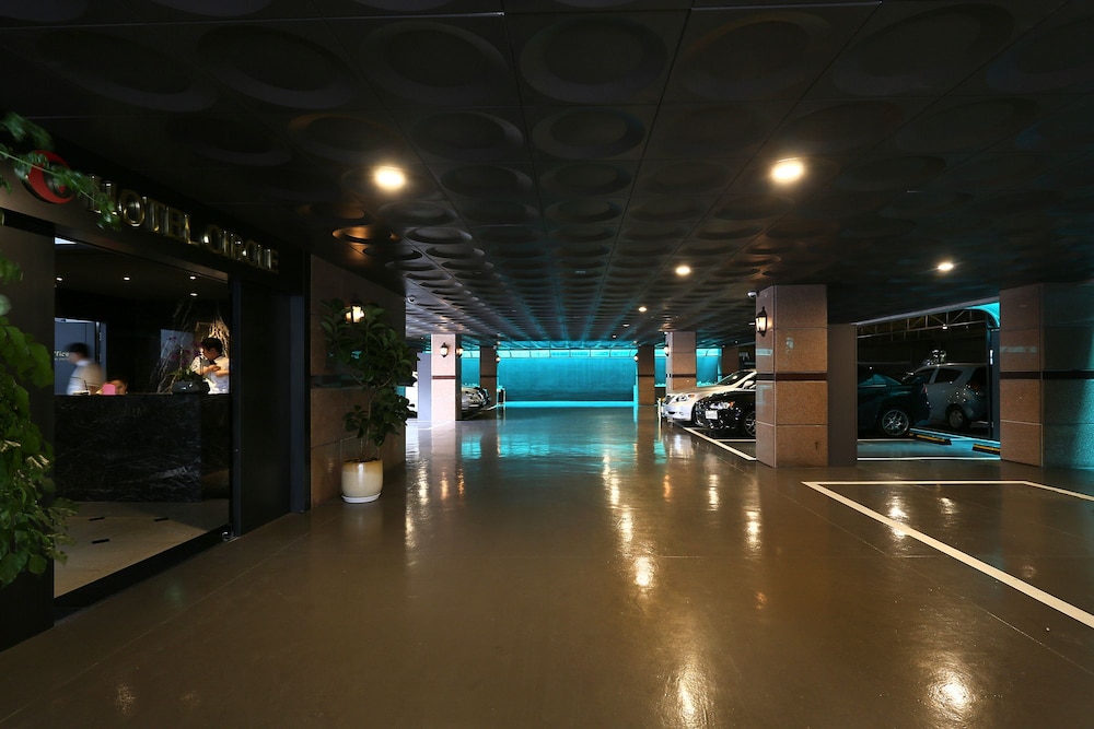 Circle Hotel Incheon 30/50