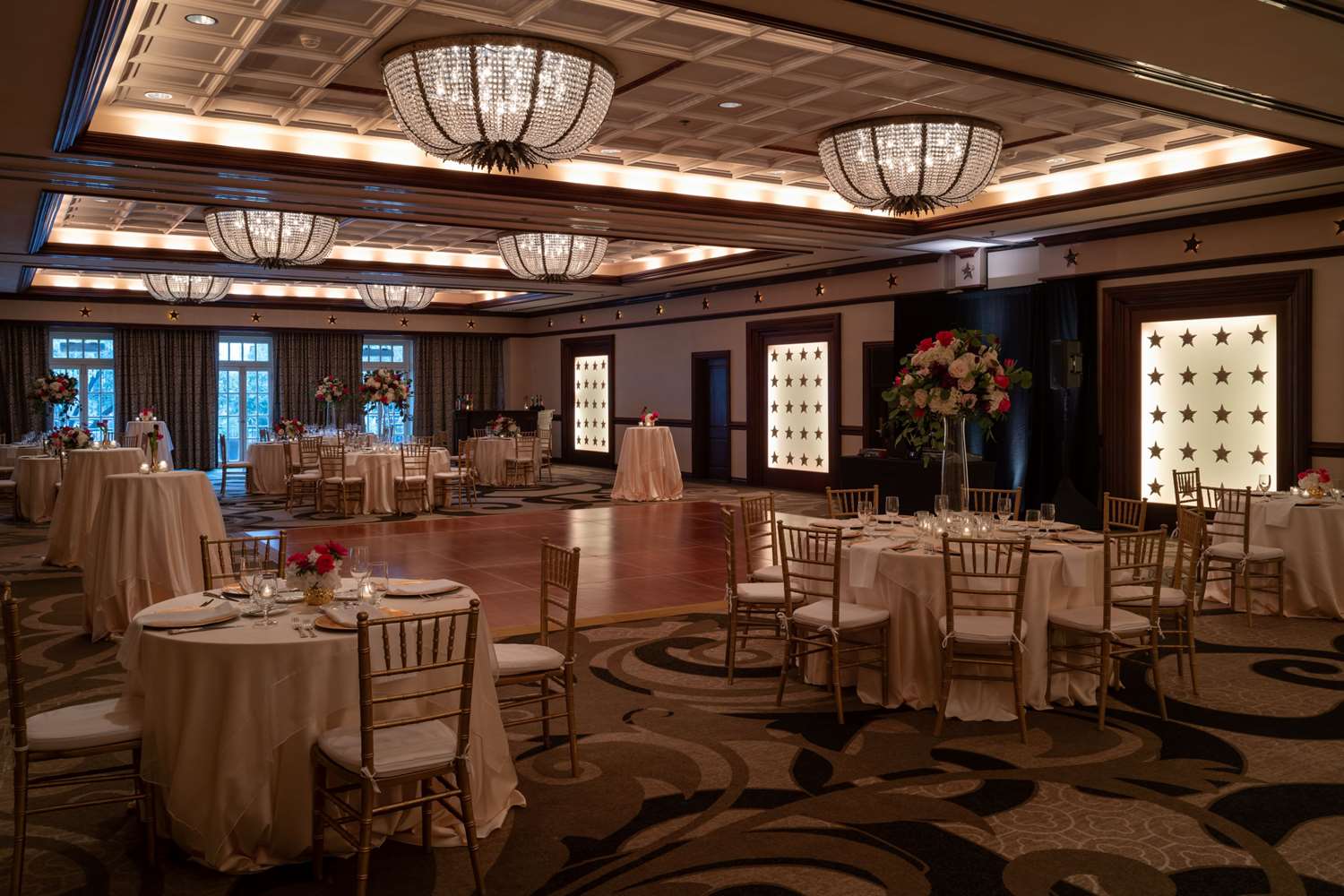 The Stephen F Austin Royal Sonesta Hotel 17/26