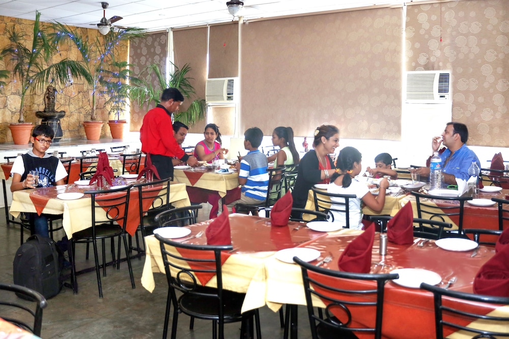 HOTEL PADMINI PALACE 39/56