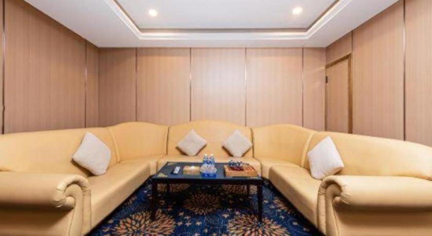 Huiquan Hotel 29/46