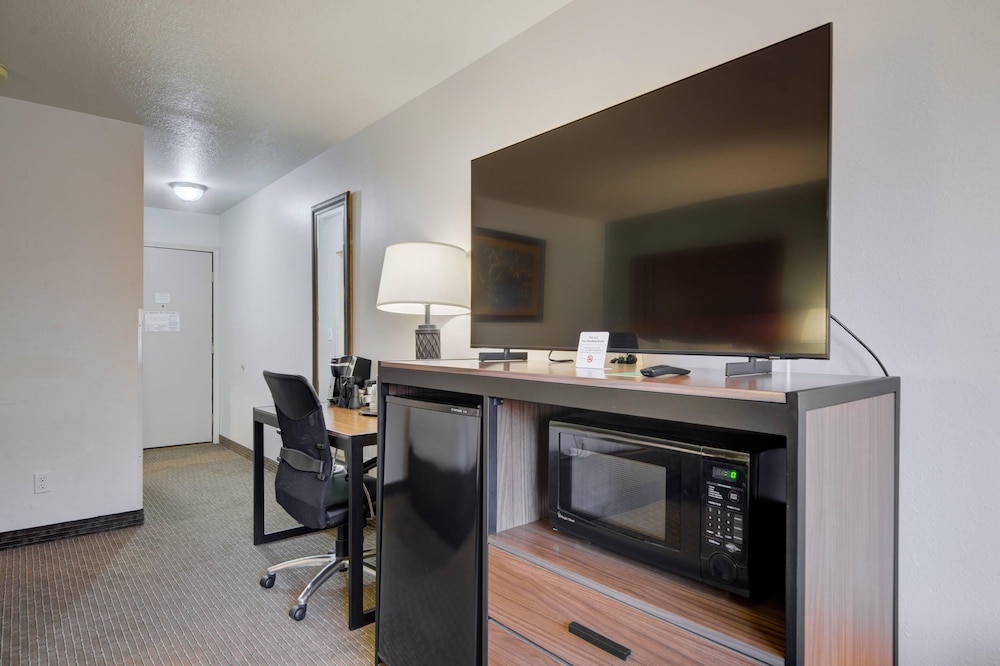 Ridgeline Hotel at Yellowstone, an Ascend Collection Hotel 46/59
