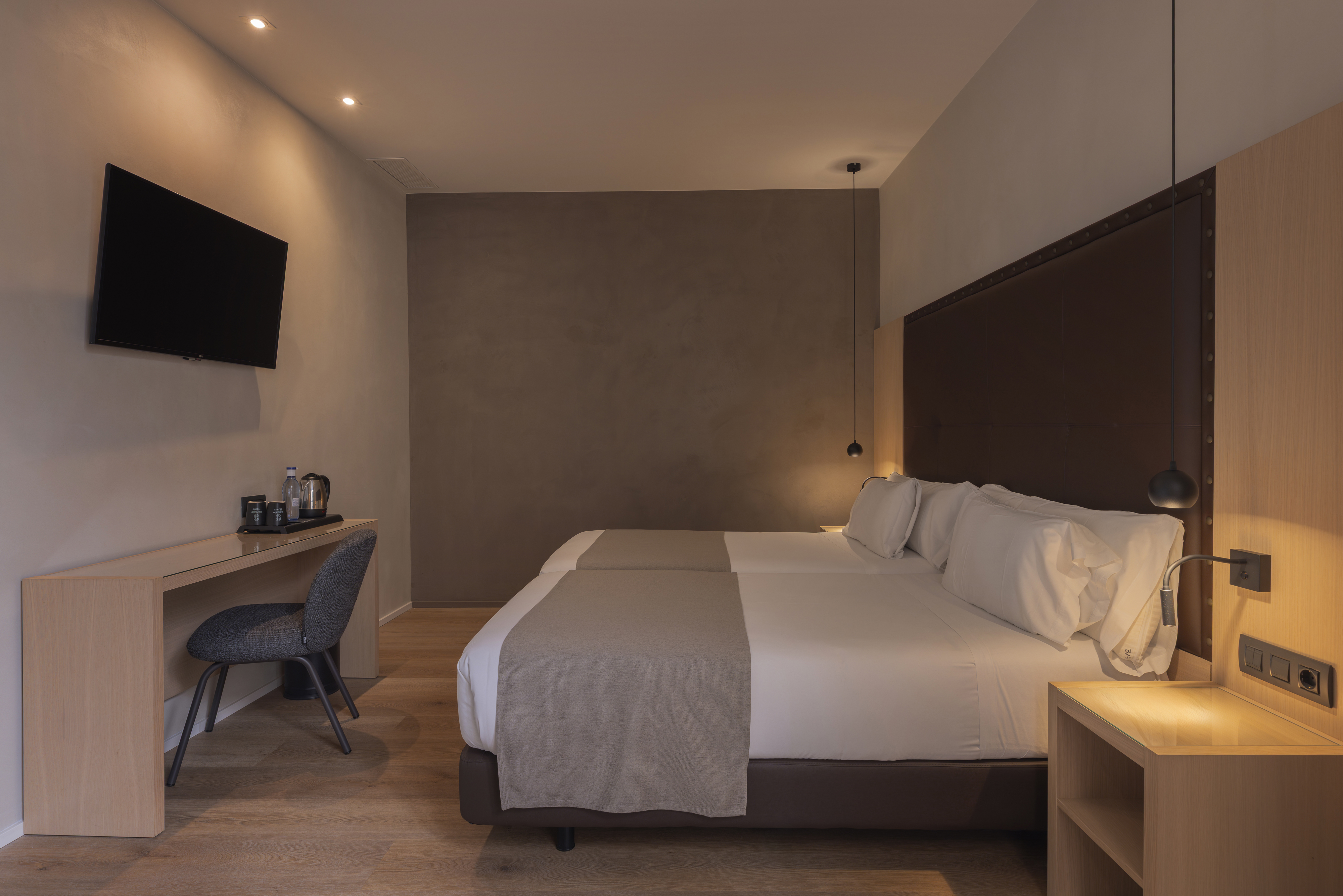 غرفة سوبيريور بسرير مزدوج أو سريرين منفصلين، Gran Hotel Barcino 6/10
