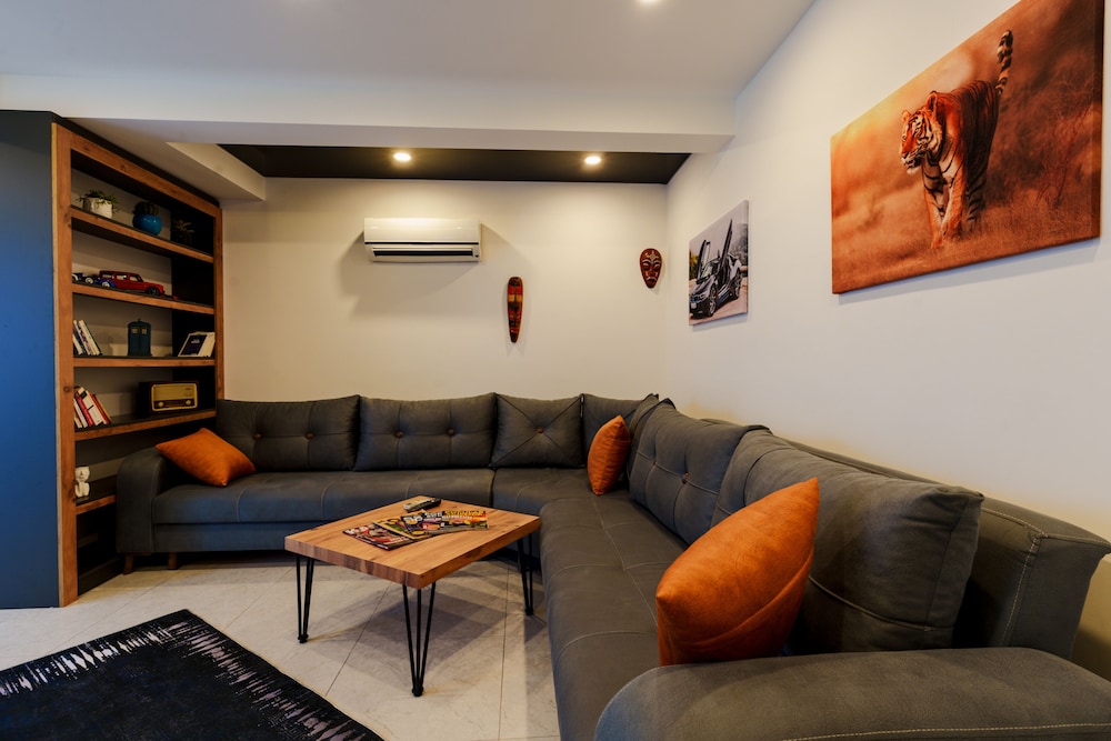 Mrt Suites Lara 28/50