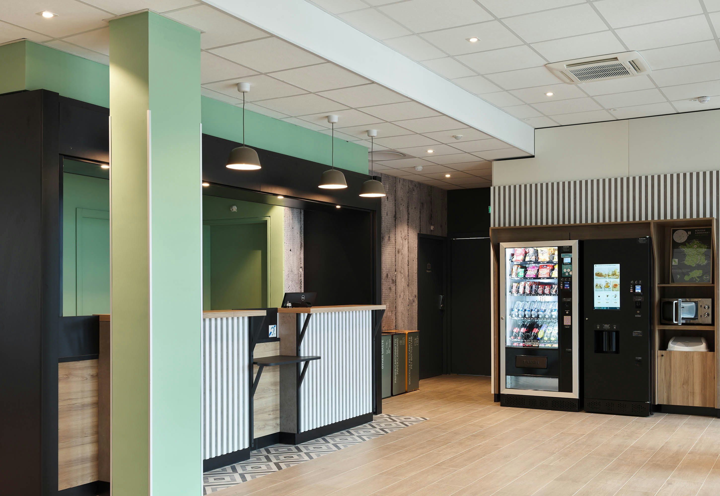 B&B HOTEL Cergy Saint-Christophe Gare 12/22