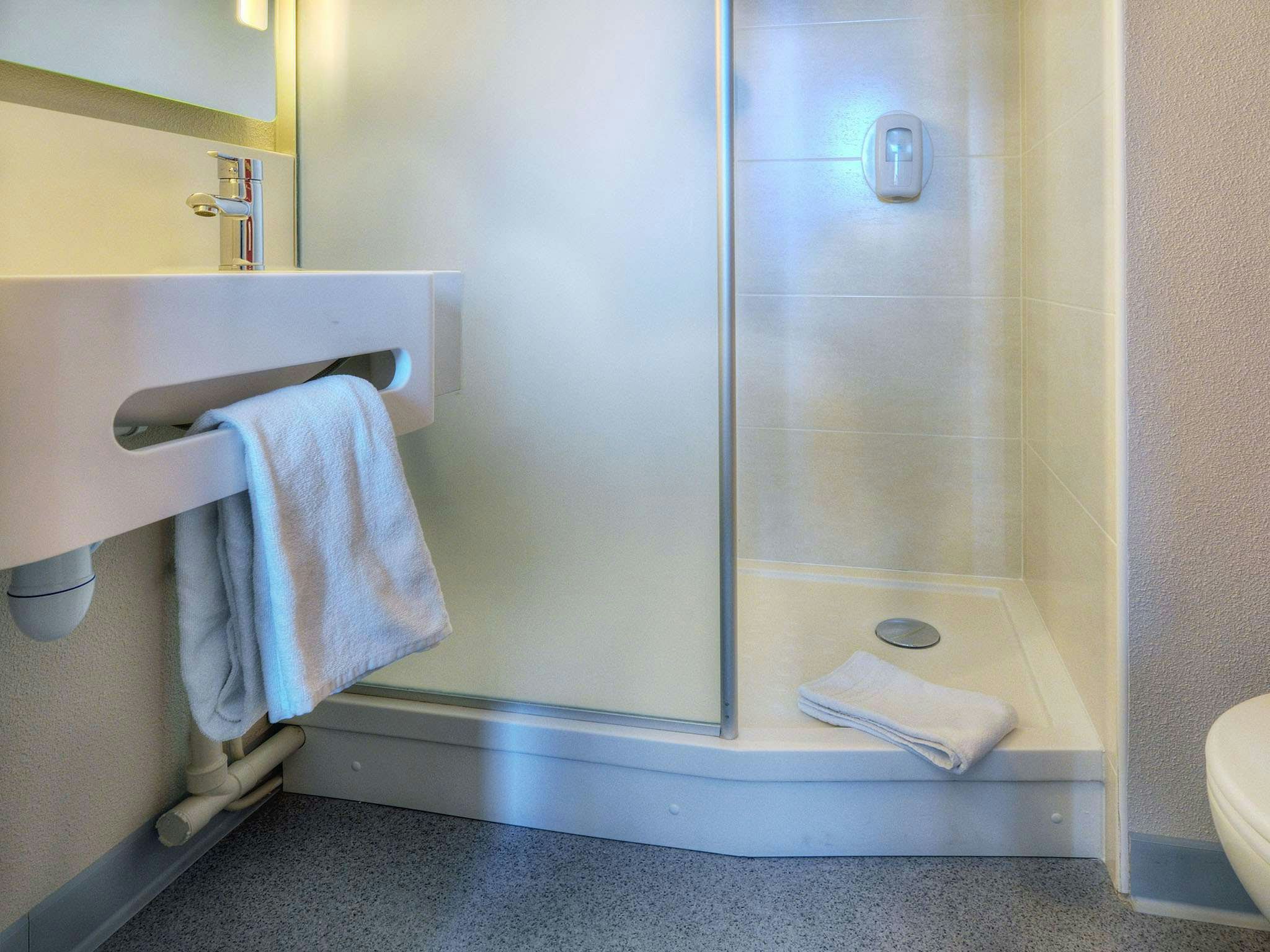B&B Hotel Marseille Les Ports 13/13
