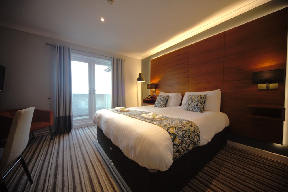 The Highfield Hotel 16/48