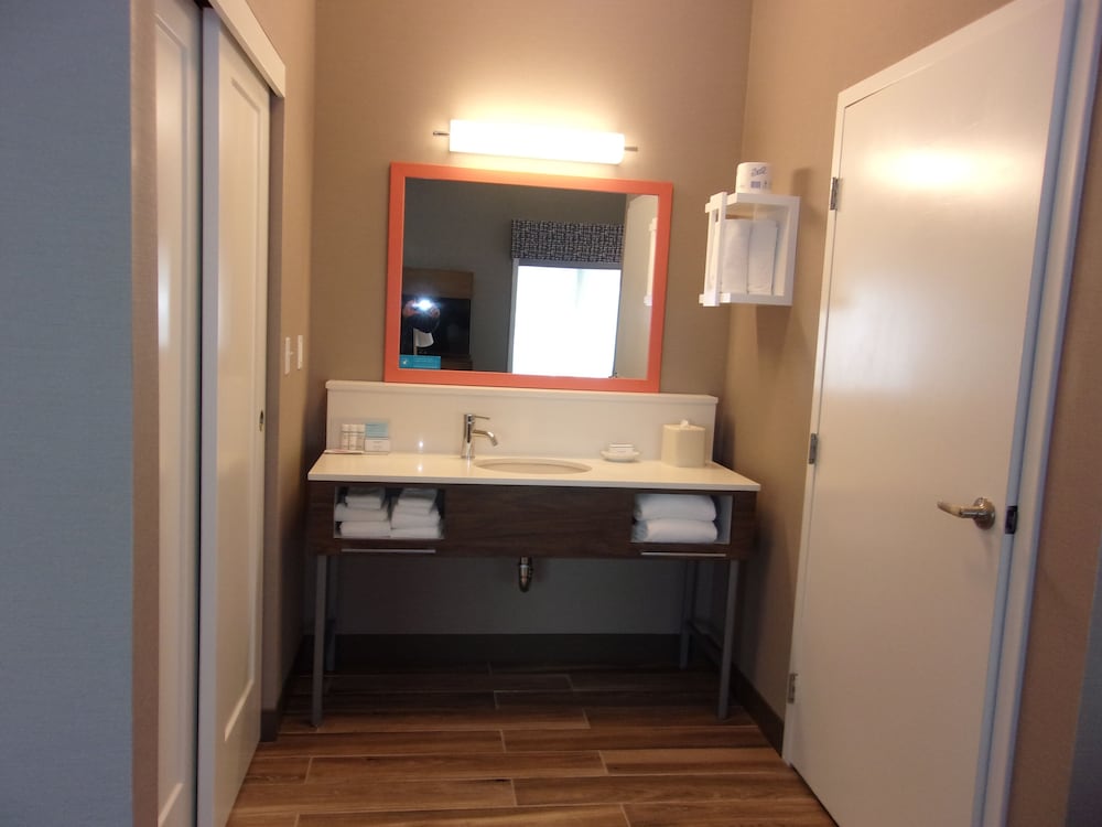 Hampton Inn & Suites Rohnert Park - Sonoma County 12/42