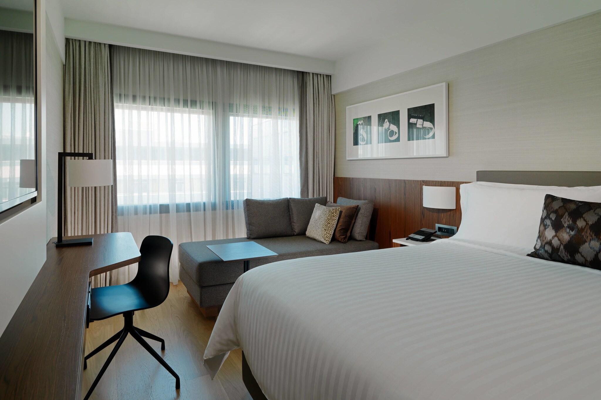 Superior, Double Bed, with View