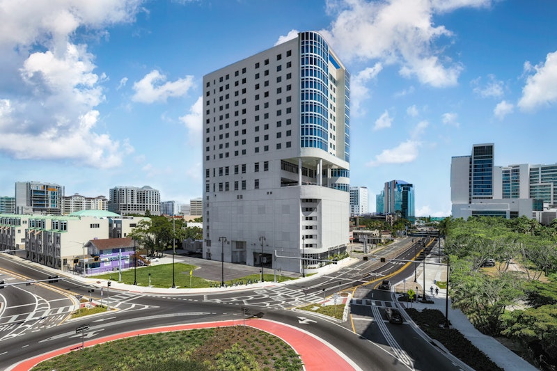 Embassy Suites By Hilton Sarasota Fl 4/65