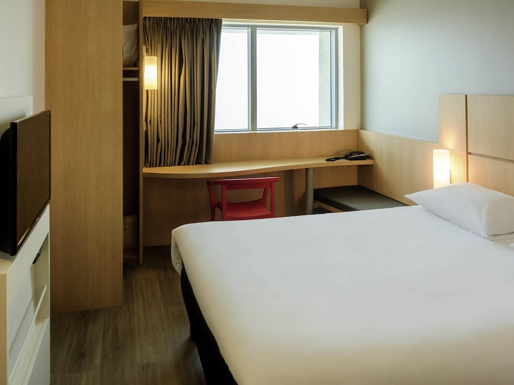 IBIS CARTAGENA MARBELLA 26/64