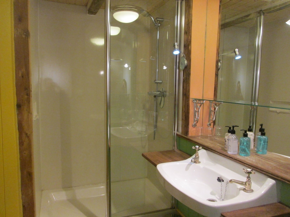 Alnwick Lodge - B&B 47/50