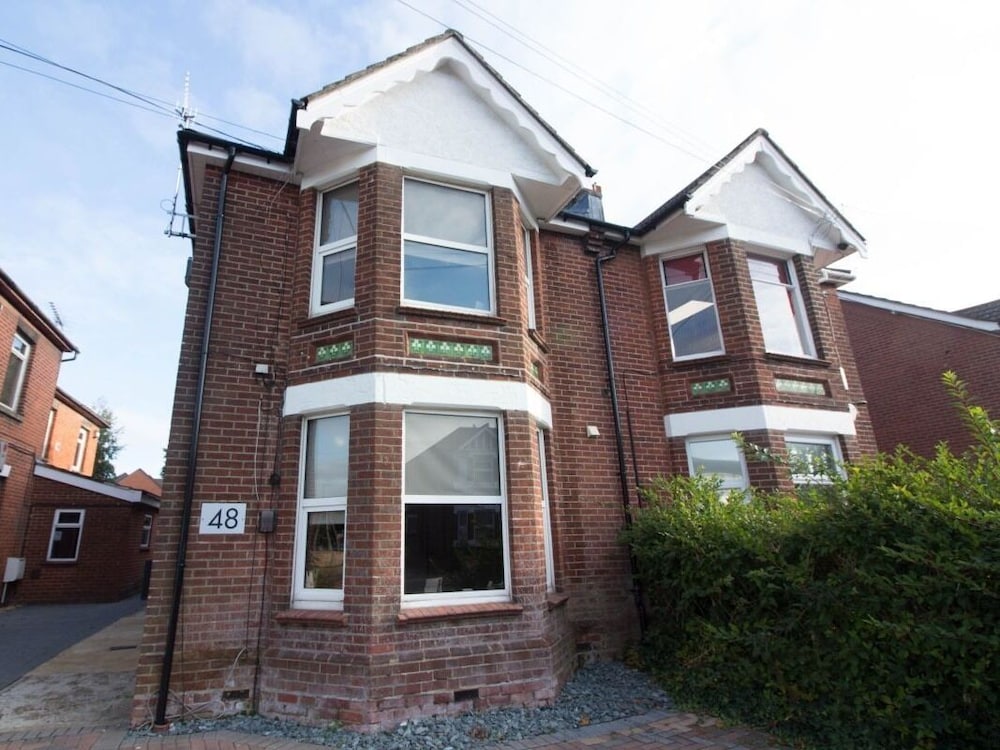 Beddoe Apartments 5/50