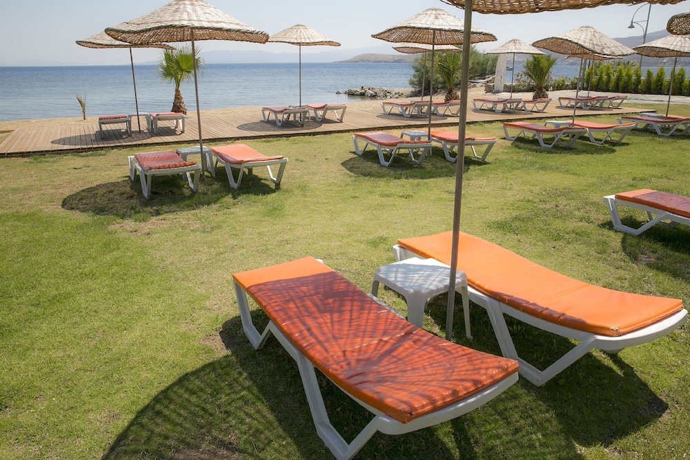 Bodrum Sea Side Beach Club Hotel - All Inclusive 57/72