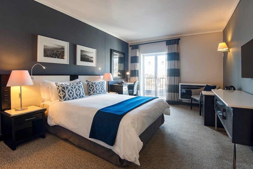 Deluxe, Double Bed