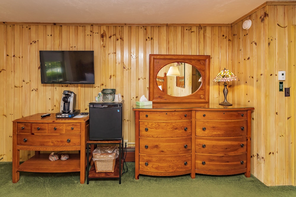 Azalea Garden Inn 10/50