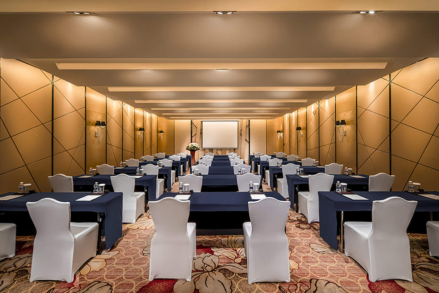 Crowne Plaza Shenzhen Longgang City Centre 37/50