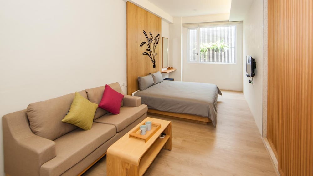 Wood Whispering Residence 23/29