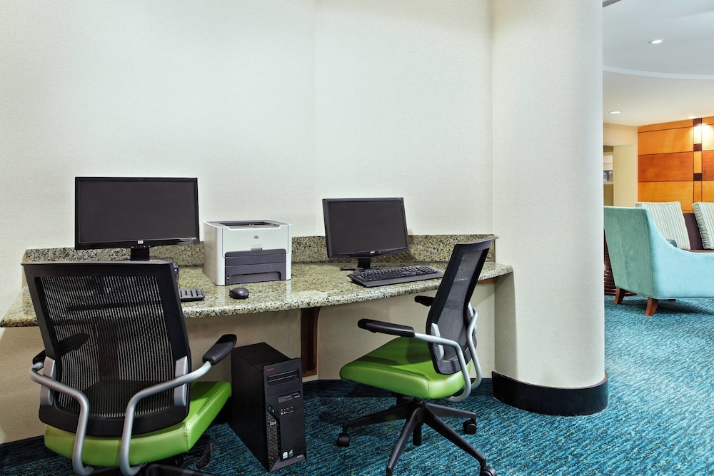 SpringHill Suites by Marriott Knoxville at Turkey Creek 32/34
