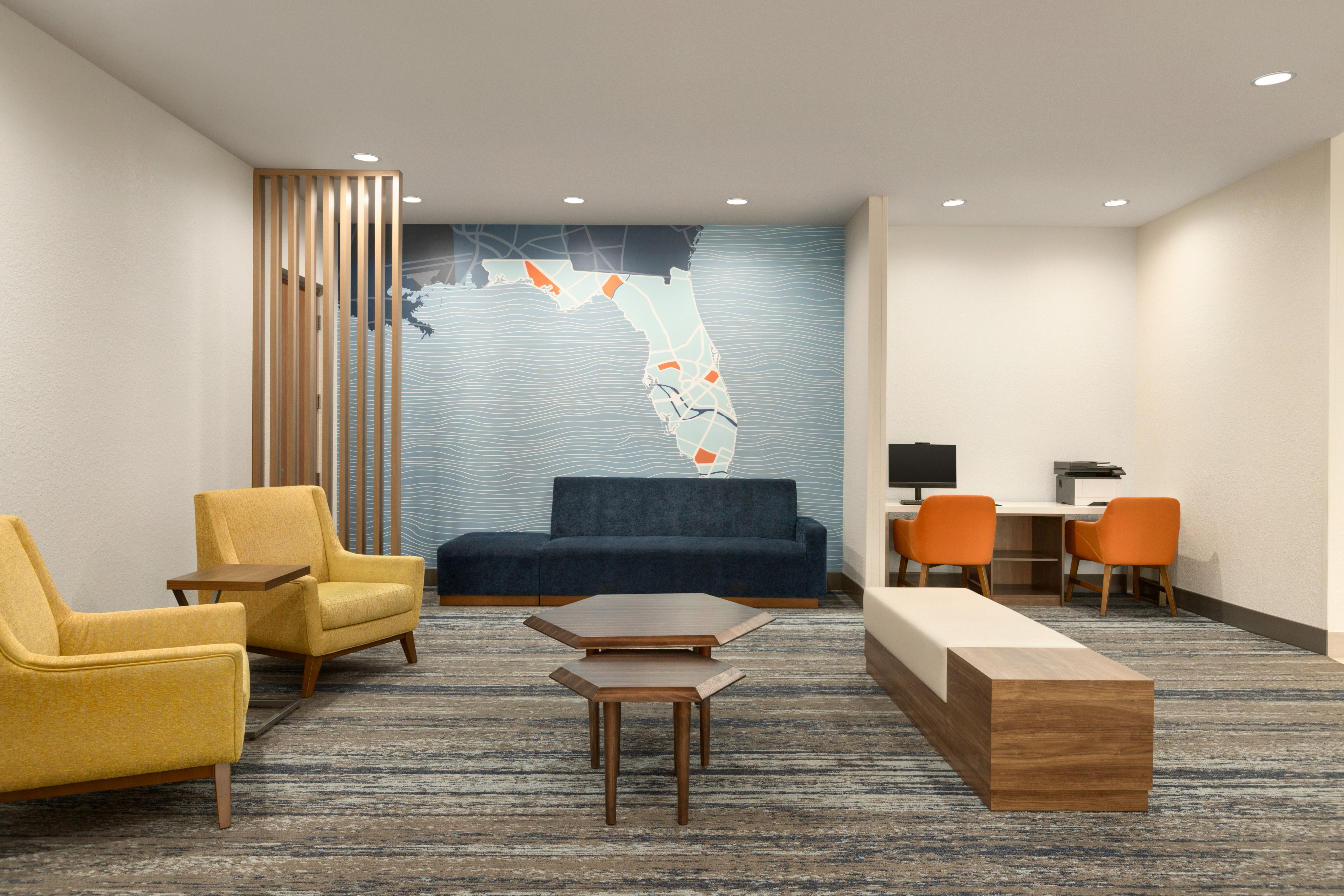 Holiday Inn Express Hotel and Suites Fort Lauderdale Airport South 20/34