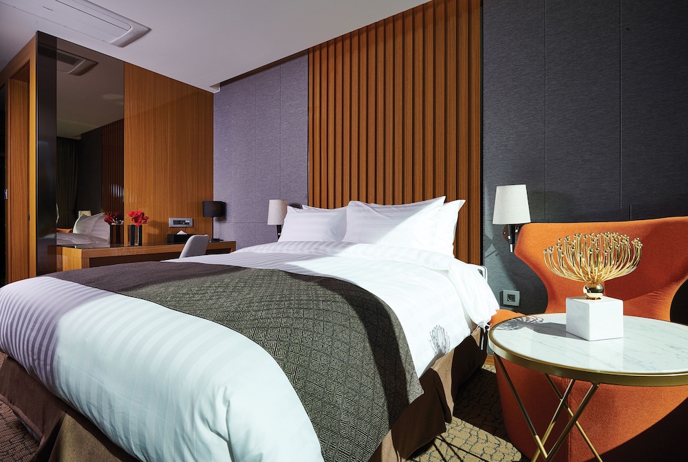 Traum Valley Hotel (ex. Jeongseon Grand Intoraon Hotel) 35/64