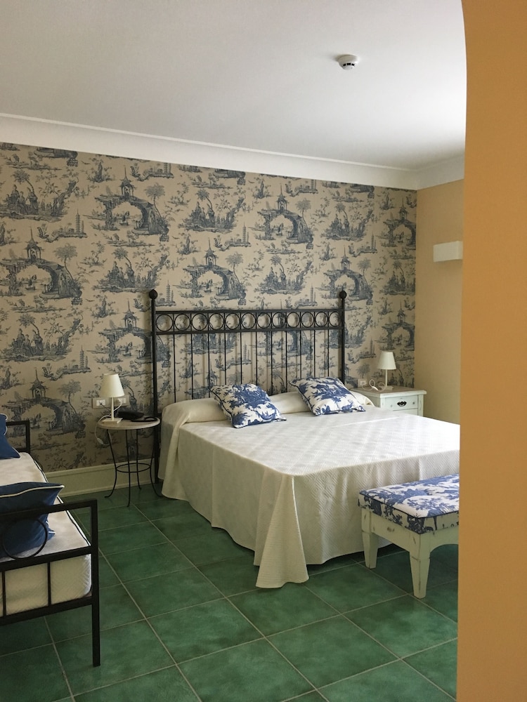 Hotel Danieli Pozzallo 34/64