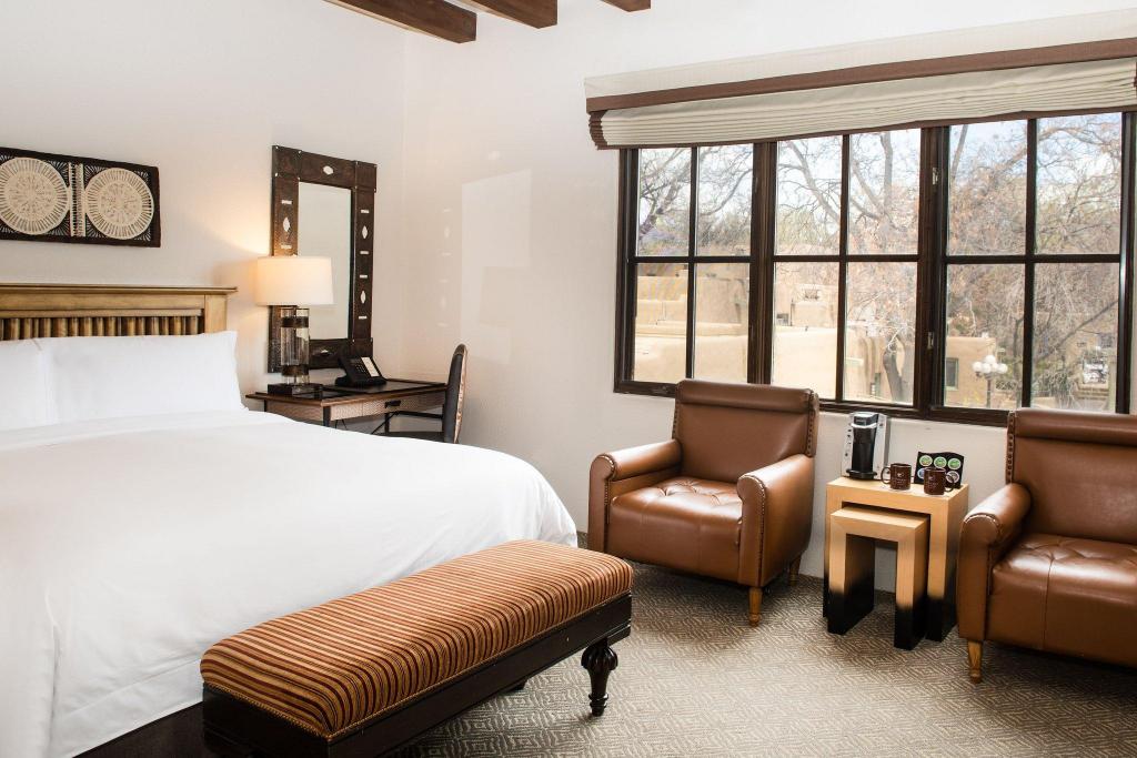1 Bedroom, Pure, Wellness, Sage, Suite, King Bed