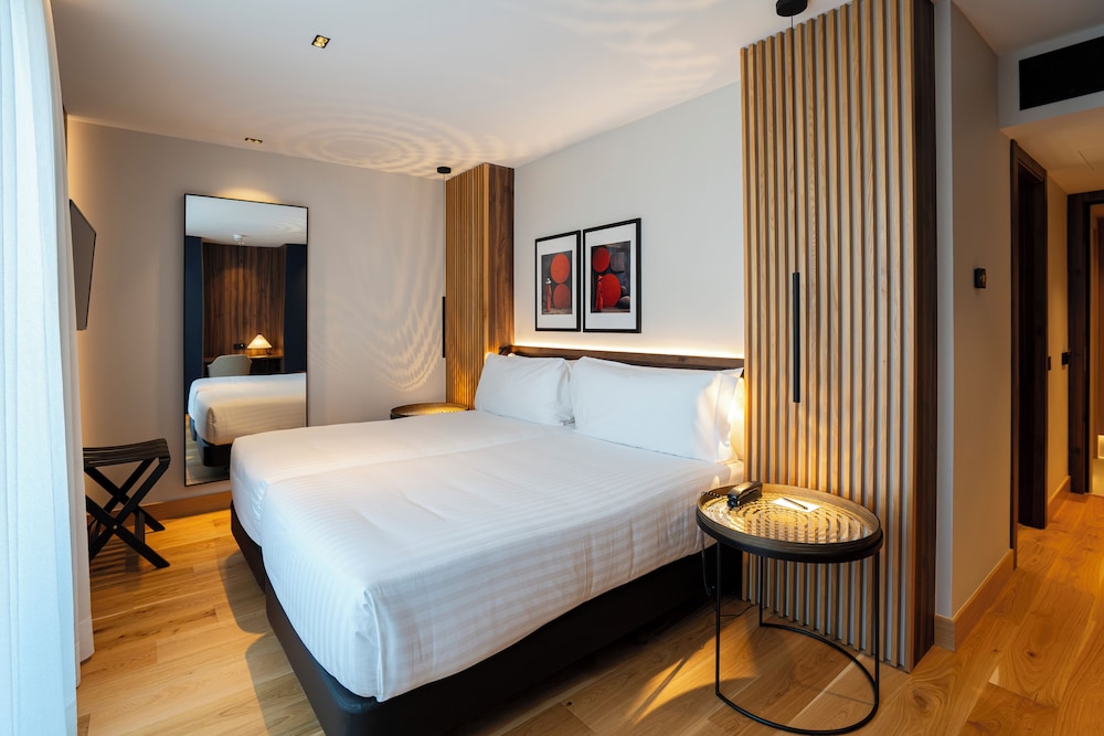 STANDARD, TWIN BEDS