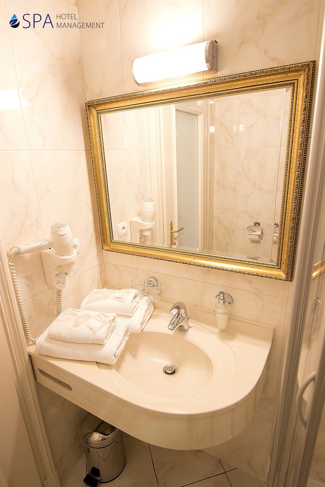 Humboldt Park Hotel Spa 36/60