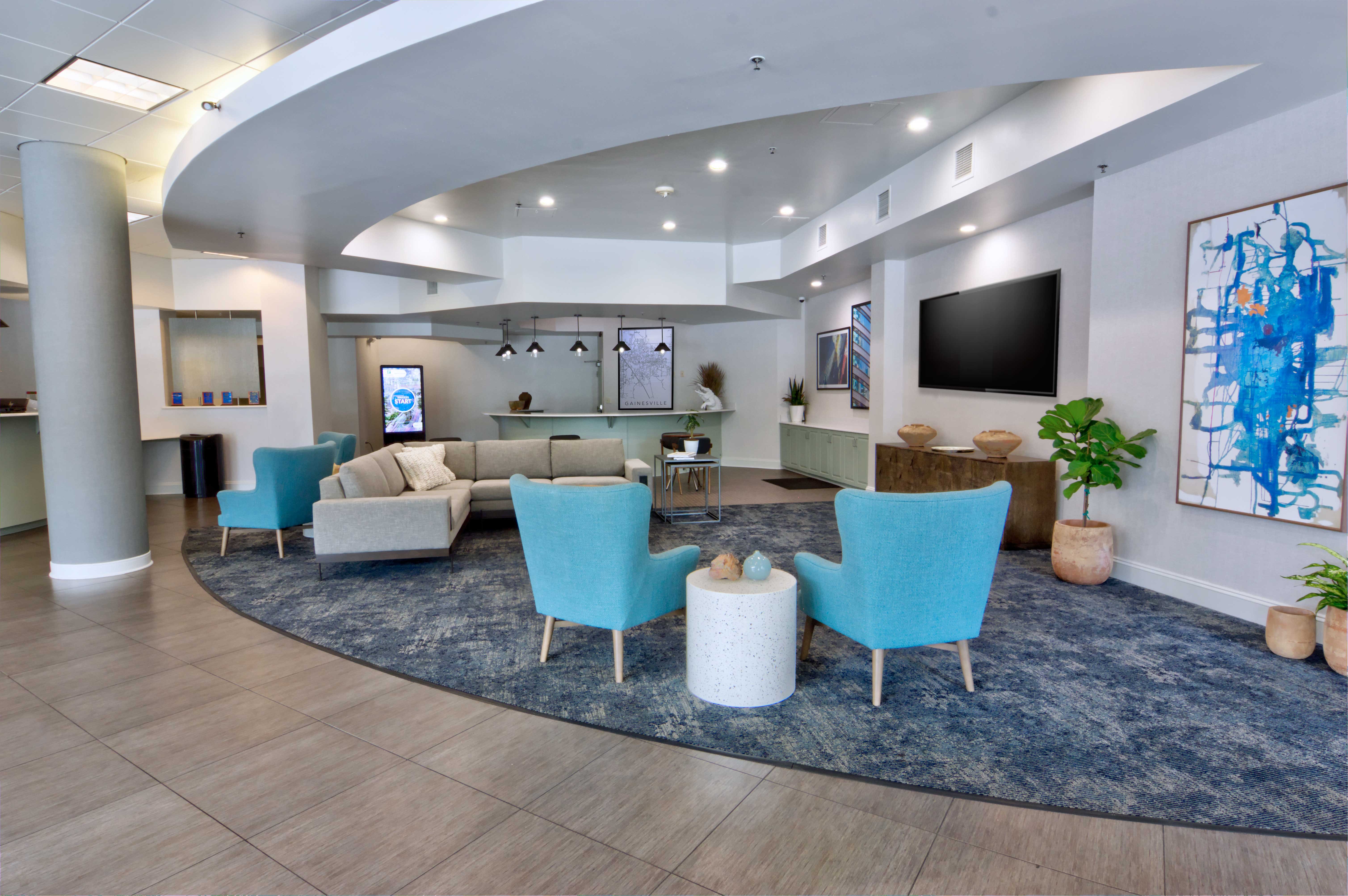 Holiday Inn Gainesville-University Ctr 56/65