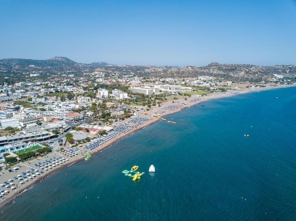 Faliraki Premium Hotel 58/65