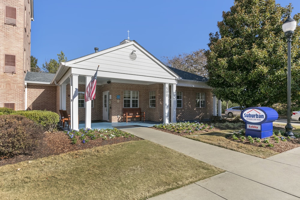 Suburban Studios Birmingham Homewood I-65 13/20