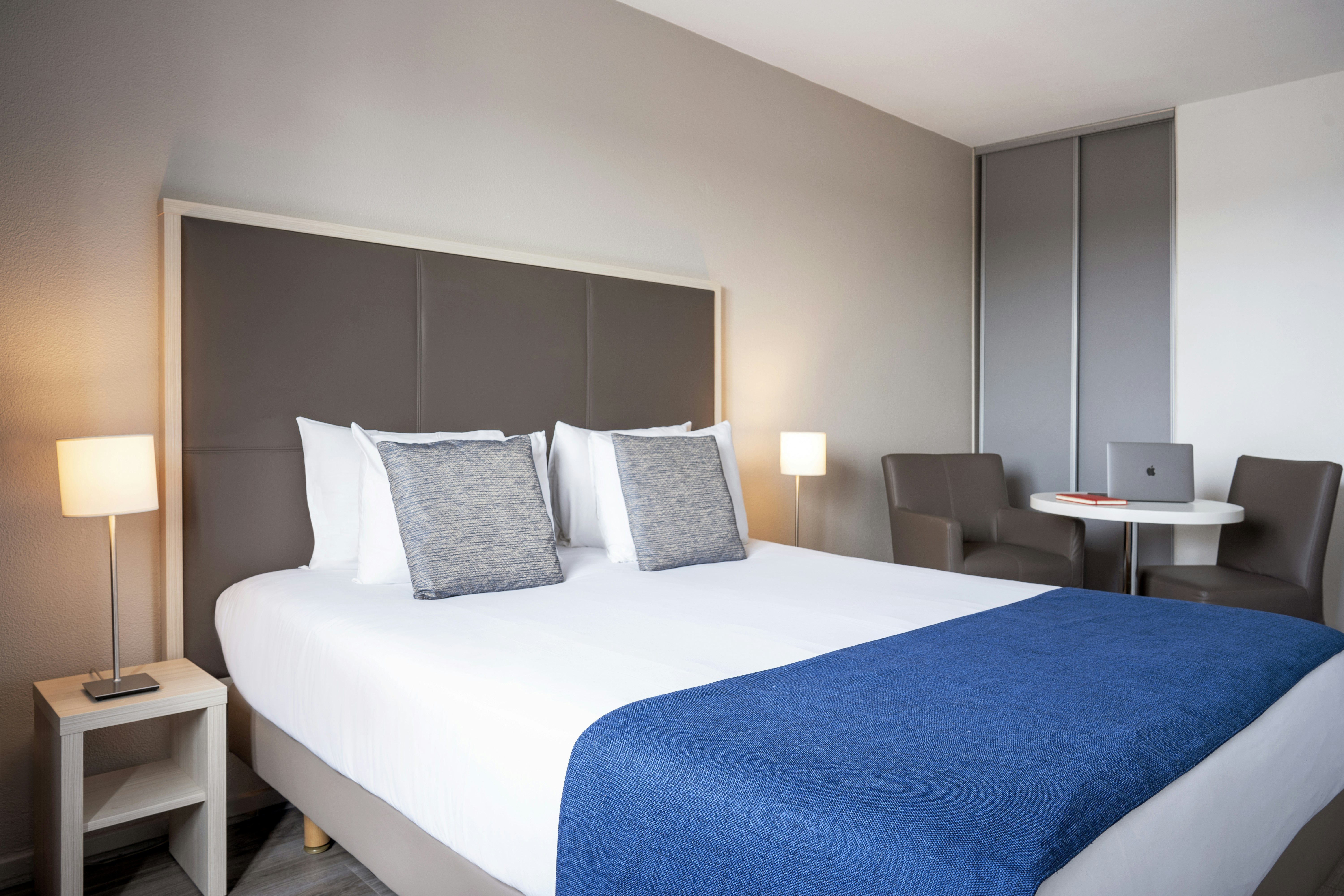 Sejours & Affaires Paris Vincennes 7/13