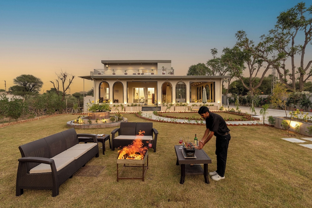 ELIVAAS Jamun Farm 2 BHK Villa with Pool 45/52