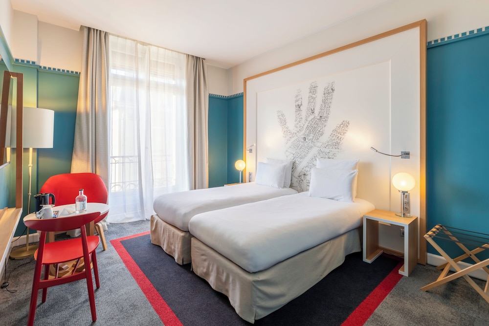 SUPERIOR, TWIN BEDS